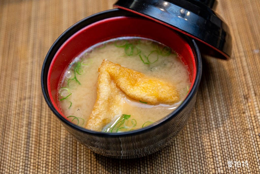 桃園本壽司無菜單料理｜最鮮19道料理飽到天靈蓋，生魚片鮮甜爆表