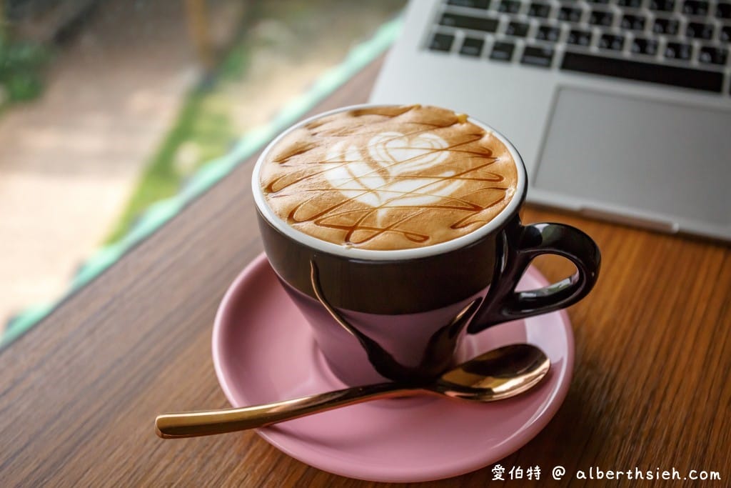 中壢迴憶Cafe｜仁海宮旁悠閒不限時咖啡廳，起司鍋超推