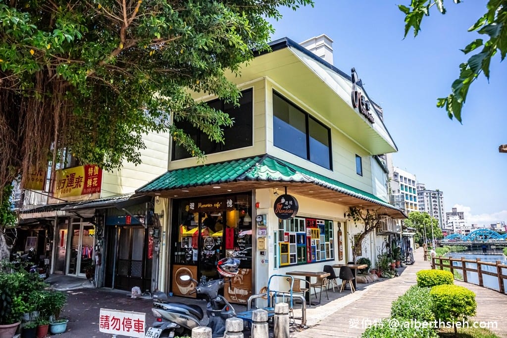 中壢迴憶Cafe｜仁海宮旁悠閒不限時咖啡廳，起司鍋超推