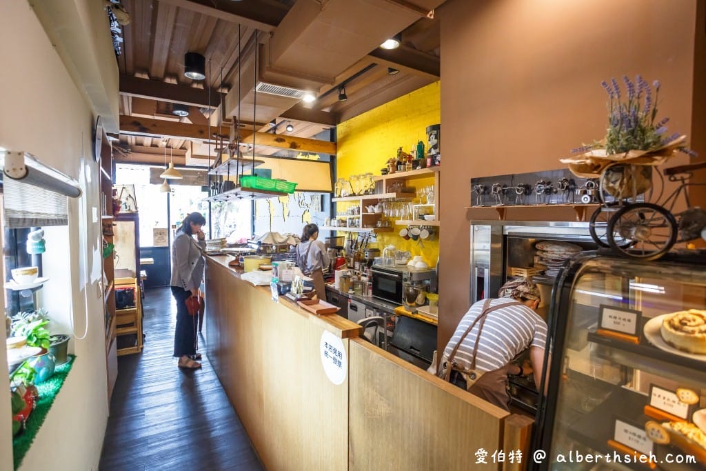 中壢迴憶Cafe｜仁海宮旁悠閒不限時咖啡廳，起司鍋超推