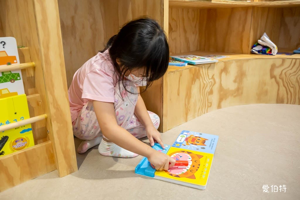 八德北青親子館｜桃園免費室內親子景點，寬敞明亮小孩放電好去處