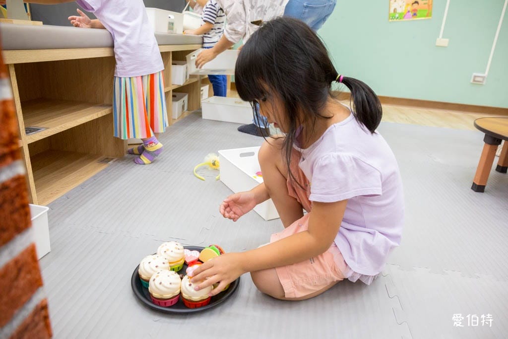 平鎮一號親子館｜桃園免費室內親子景點，兒童攀爬場，球池