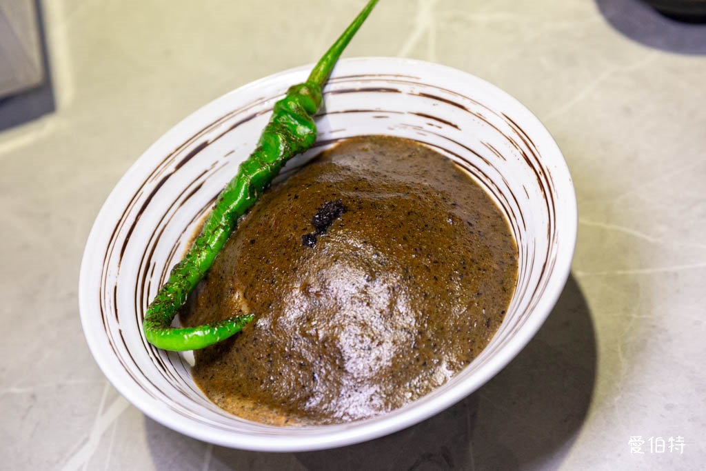 桃園個人燒烤推薦｜肉民聚集所-單人燒肉，小菜飲料自助吧無限吃 @愛伯特