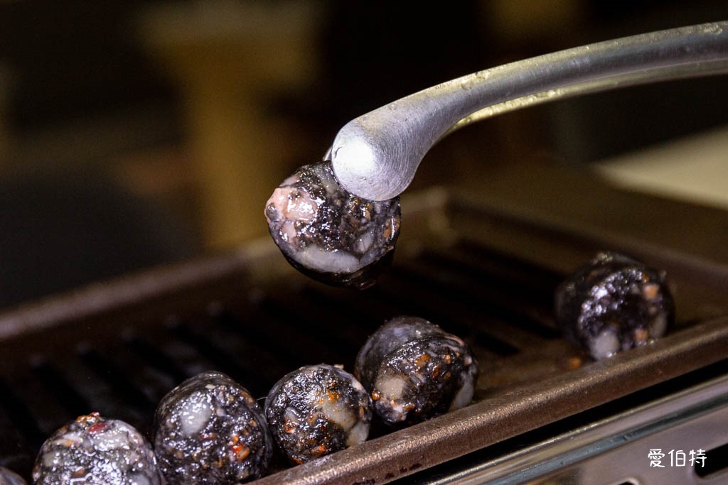 桃園個人燒烤推薦｜肉民聚集所-單人燒肉，小菜飲料自助吧無限吃 @愛伯特