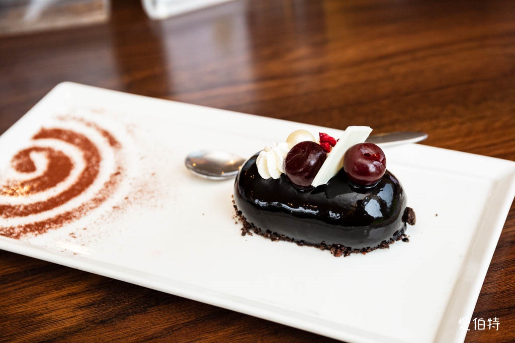 南方莊園|桃園親子溫泉飯店推薦,水療泳池退房後還可玩到半夜 @愛伯特