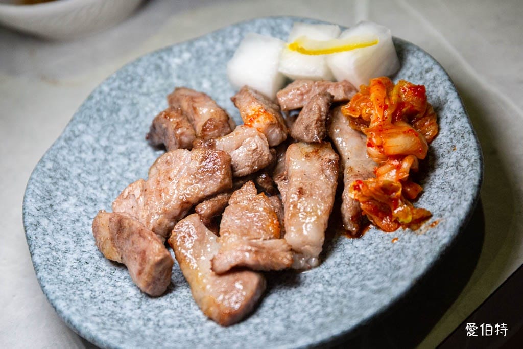 桃園個人燒烤推薦|肉民聚集所-單人燒肉,小菜飲料自助吧無限吃 - 第35張圖 桃園個人燒烤推薦|肉民聚集所-單人燒肉,小菜飲料自助吧無限吃