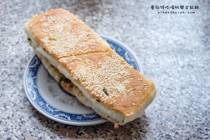 桃園早餐推薦｜小豆子早點，大陸餅水煎包鍋貼都好吃