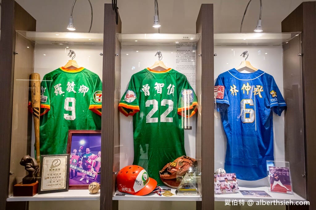 桃園龍潭史努比棒球名人堂|免門票親子景點,史努比樂園 - 第25張圖 桃園龍潭史努比棒球名人堂|免門票親子景點,史努比樂園