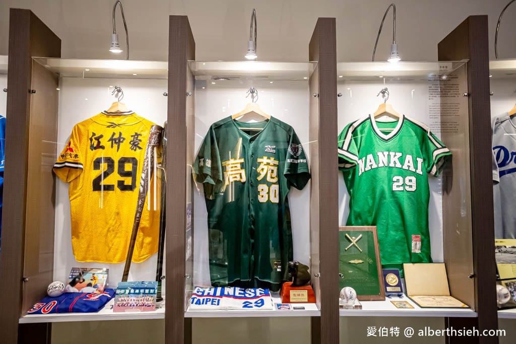 桃園龍潭史努比棒球名人堂|免門票親子景點,史努比樂園 - 第22張圖 桃園龍潭史努比棒球名人堂|免門票親子景點,史努比樂園