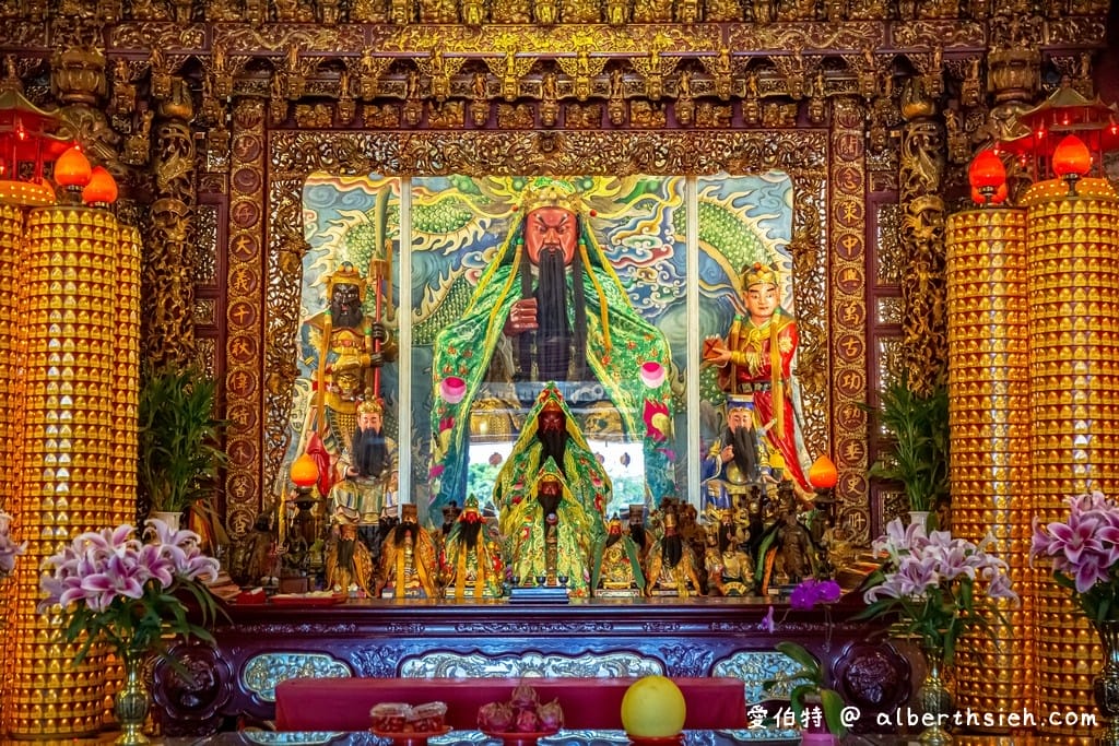 桃園關聖帝君廟推薦|龍潭南天宮,龍潭大池旁,儒佛道三教合一 - 第12張圖 桃園關聖帝君廟推薦|龍潭南天宮,龍潭大池旁,儒佛道三教合一