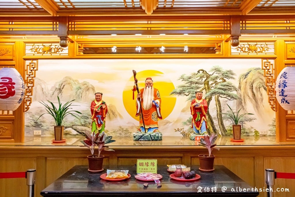 桃園關聖帝君廟推薦|龍潭南天宮,龍潭大池旁,儒佛道三教合一 - 第24張圖 桃園關聖帝君廟推薦|龍潭南天宮,龍潭大池旁,儒佛道三教合一