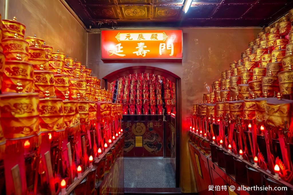 桃園財神廟推薦｜南崁五福宮，全台最古老財神廟，靈蛇坐鎮