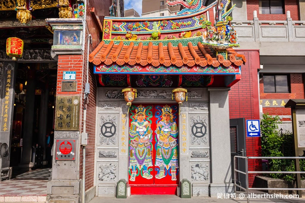 桃園財神廟推薦｜南崁五福宮，全台最古老財神廟，靈蛇坐鎮
