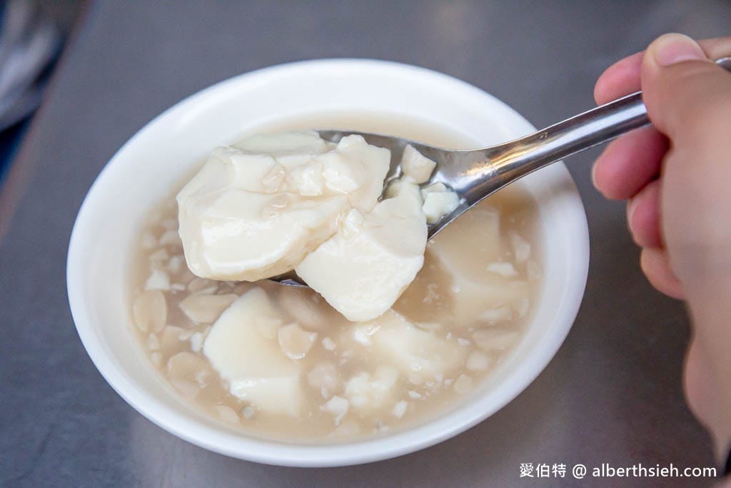 阿娥豆漿豆花｜嘉義文化路夜市美食，豆漿豆花配油條必吃