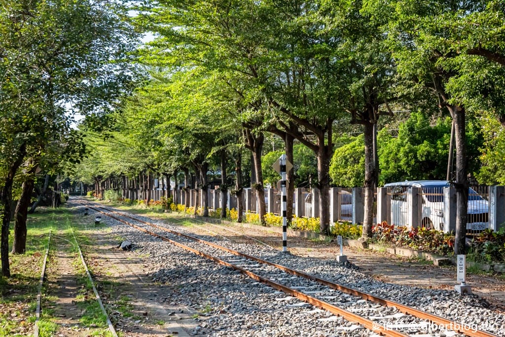 嘉義免門票親子景點｜蒜頭糖廠-蔗埕文化園區，吃冰棒、搭五分車