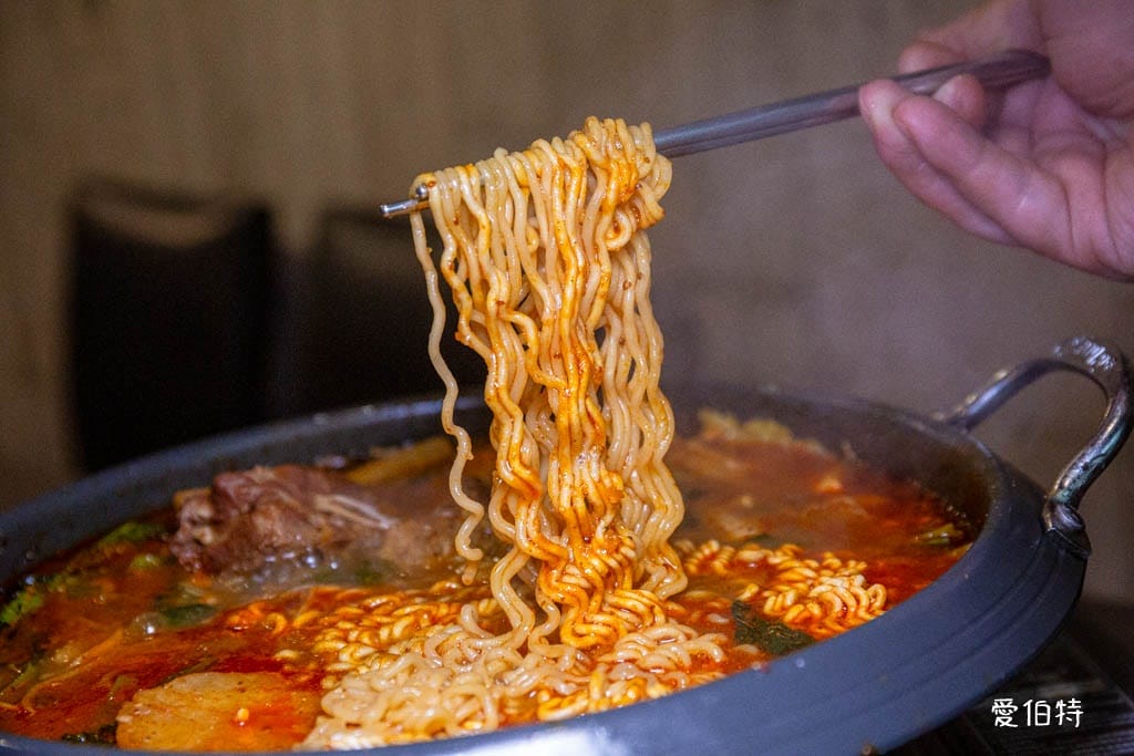 東大門韓國特色料理|師大夜市附近正宗釜山風味,韓式小菜吃到飽 - 第21張圖 東大門韓國特色料理|師大夜市附近正宗釜山風味,韓式小菜吃到飽