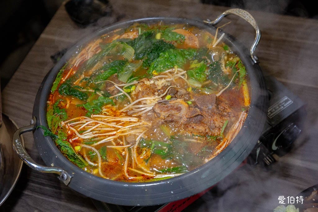 東大門韓國特色料理|師大夜市附近正宗釜山風味,韓式小菜吃到飽 - 第16張圖 東大門韓國特色料理|師大夜市附近正宗釜山風味,韓式小菜吃到飽