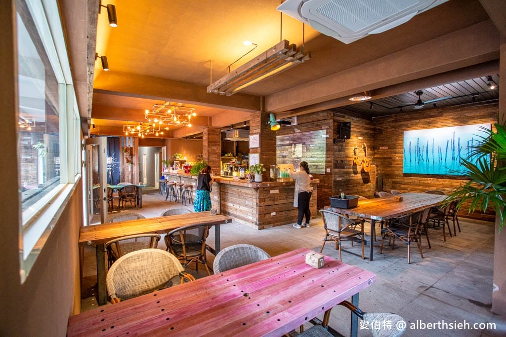 宜蘭南方澳景觀咖啡廳|笑ㄟCafe,內埤海灘情人灣180度海景 - 第10張圖 宜蘭南方澳景觀咖啡廳|笑ㄟCafe,內埤海灘情人灣180度海景