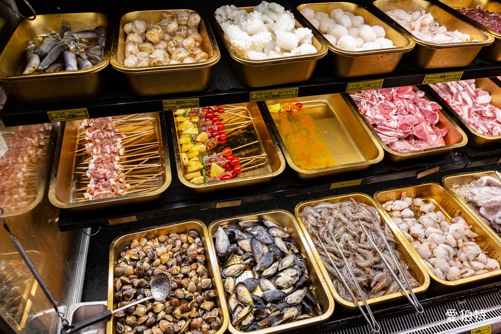 中壢火車站泰式燒肉吃到飽推薦｜大象泰式美食館，百種食材隨你吃，訂位價格 @愛伯特