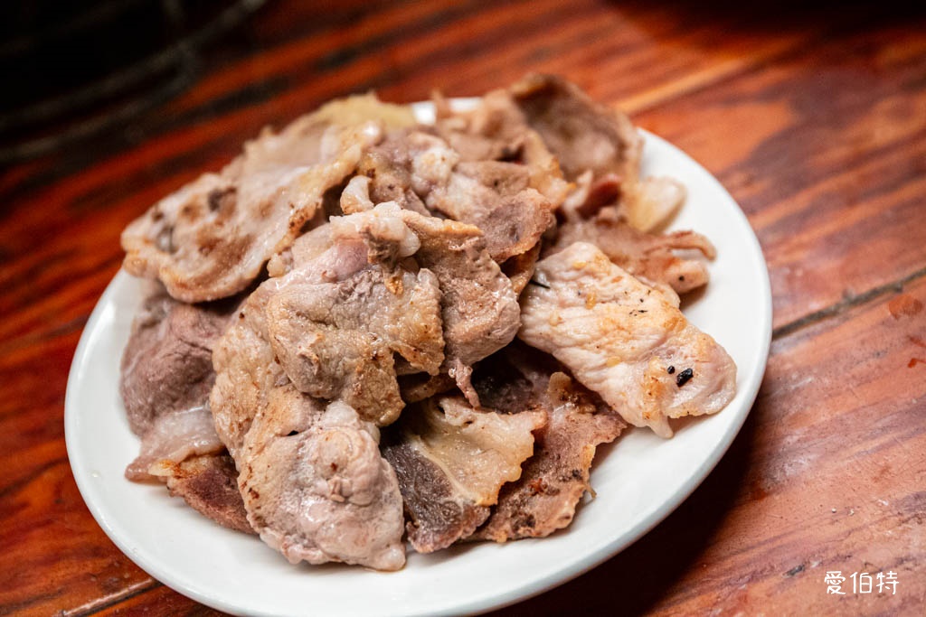 中壢火車站泰式燒肉吃到飽推薦｜大象泰式美食館，百種食材隨你吃，訂位價格 @愛伯特