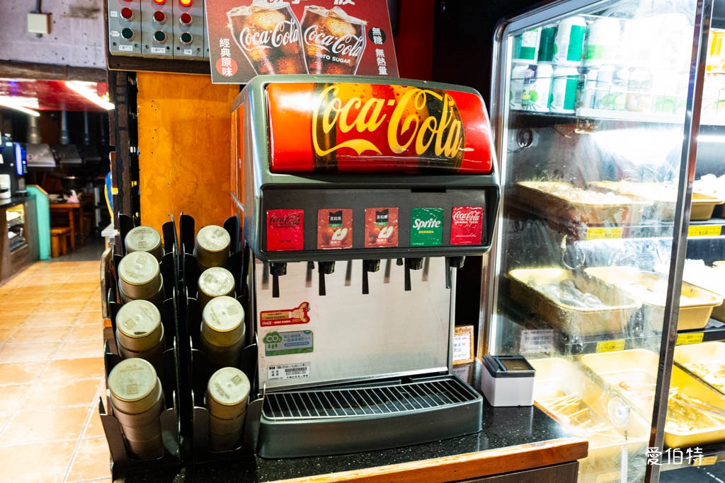 中壢火車站泰式燒肉吃到飽推薦｜大象泰式美食館，百種食材隨你吃，訂位價格 @愛伯特