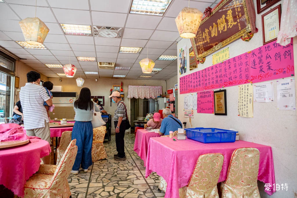 大溪聚餐哪裡吃？在地人推薦大溪鵝莊，鵝肉好吃，有停車場，近老街 @愛伯特