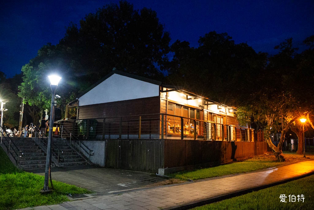 大溪橋｜桃園約會景點推薦，直達大溪老街電梯，媲美藍眼淚夜景 @愛伯特