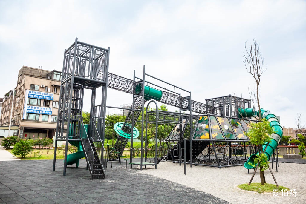 湖口公五特色公園｜新竹裝甲戰車公園，親子軍事風主題遊戲場 @愛伯特