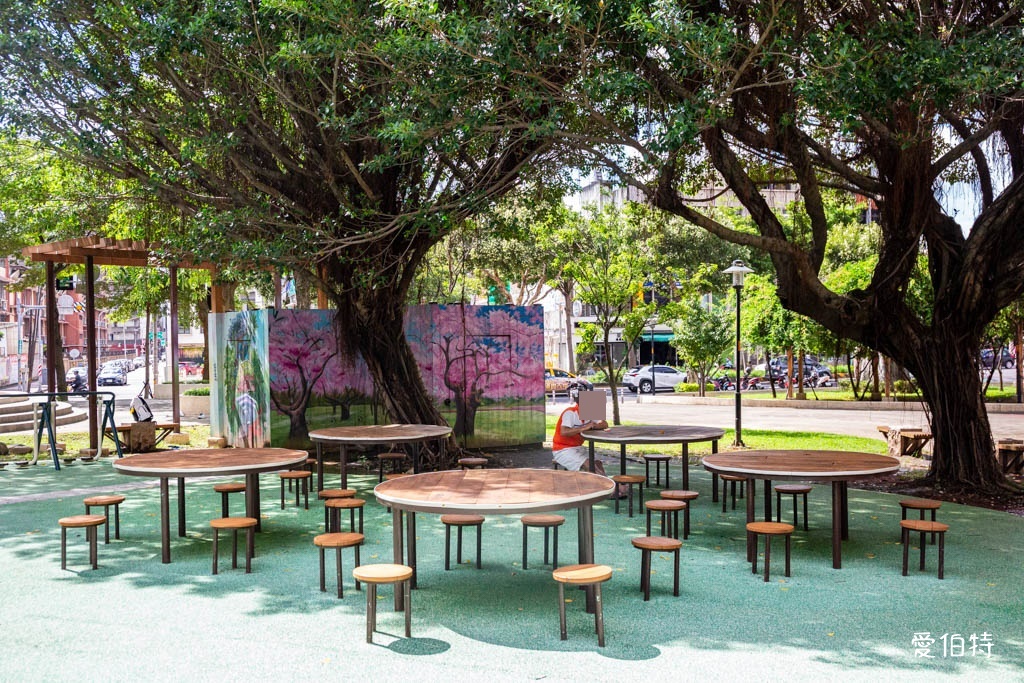 民族公園｜桃園玩水親子景點推薦，富士山造型溜滑梯，戲水區噴水 @愛伯特