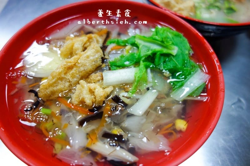 桃園龜山市場早餐推薦|養生素食現煮鹹粥超暖胃必吃 - 第17張圖 桃園龜山市場早餐推薦|養生素食現煮鹹粥超暖胃必吃