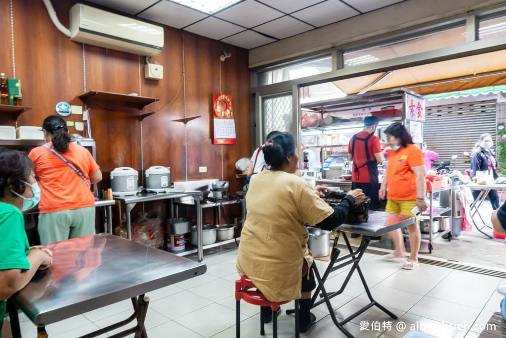 桃園龜山市場早餐推薦|養生素食現煮鹹粥超暖胃必吃 - 第7張圖 桃園龜山市場早餐推薦|養生素食現煮鹹粥超暖胃必吃