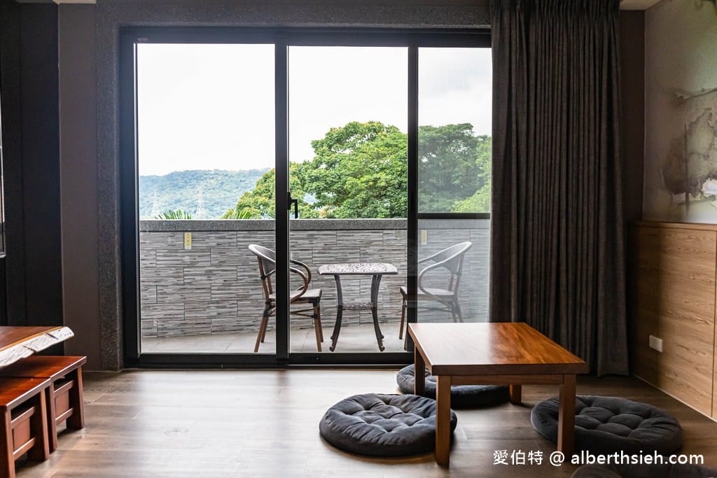 秘境41景觀電梯民宿評價｜大溪老街步行可達，附絕美景觀咖啡廳
