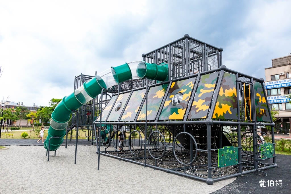 湖口公五特色公園｜新竹裝甲戰車公園，親子軍事風主題遊戲場