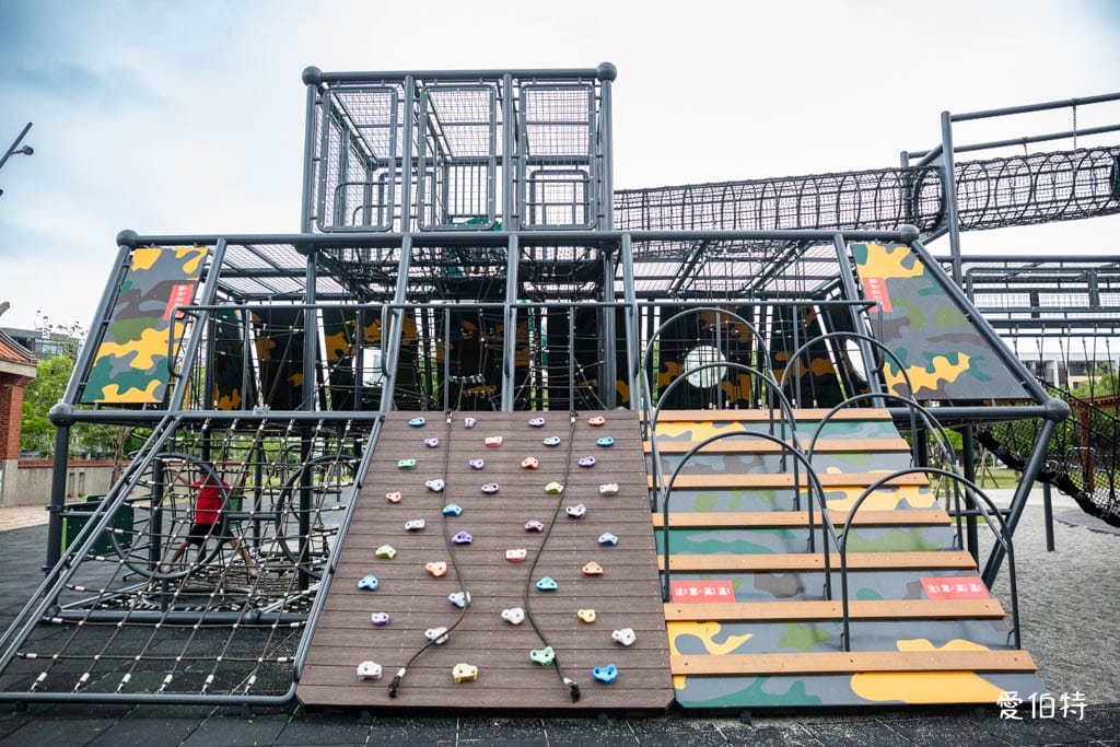 湖口公五特色公園｜新竹裝甲戰車公園，親子軍事風主題遊戲場