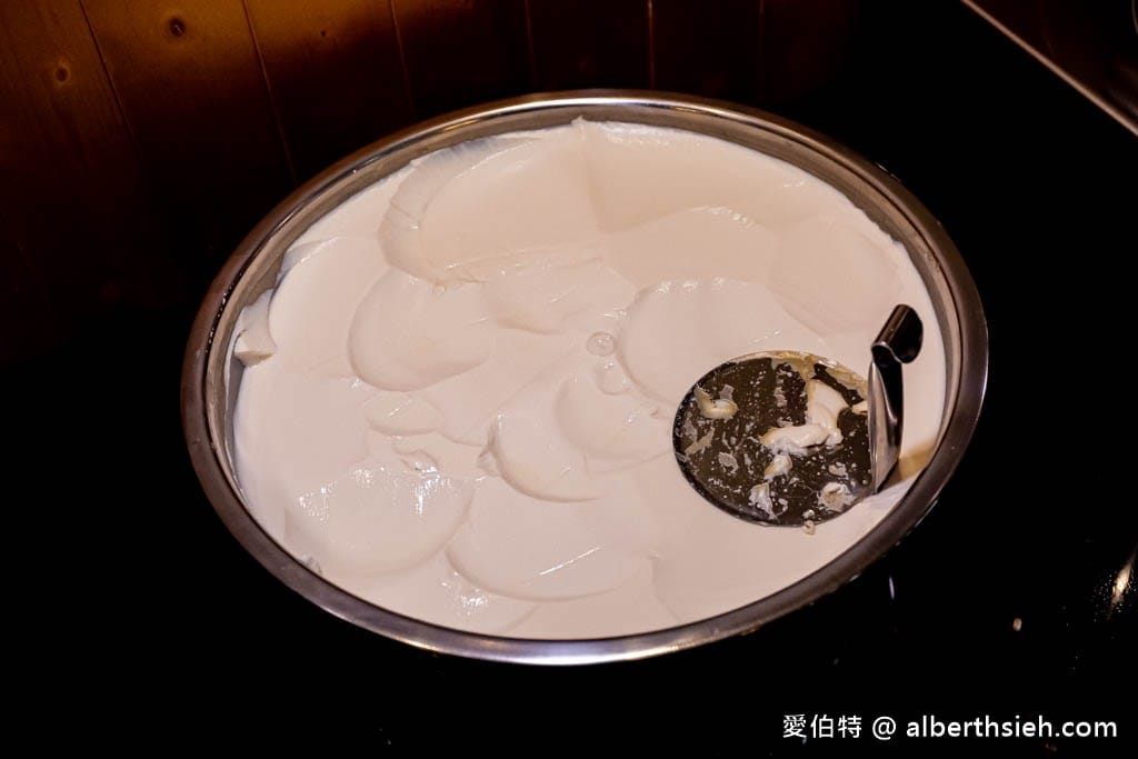 桃園龜山老皮牛肉麵華亞店|低消100元薑汁豆花豆漿吃到飽 - 第9張圖 桃園龜山老皮牛肉麵華亞店|低消100元薑汁豆花豆漿吃到飽