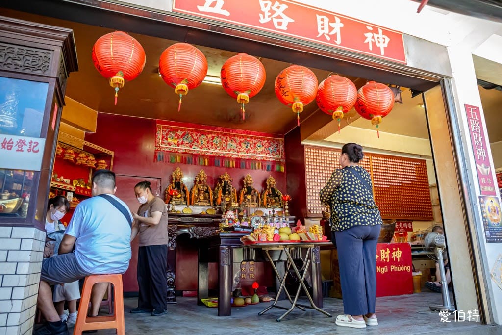 龜山壽山巖觀音寺拜什麼?桃園最古老百年古剎、主祀神明、花季 - 第45張圖 龜山壽山巖觀音寺拜什麼?桃園最古老百年古剎、主祀神明、花季