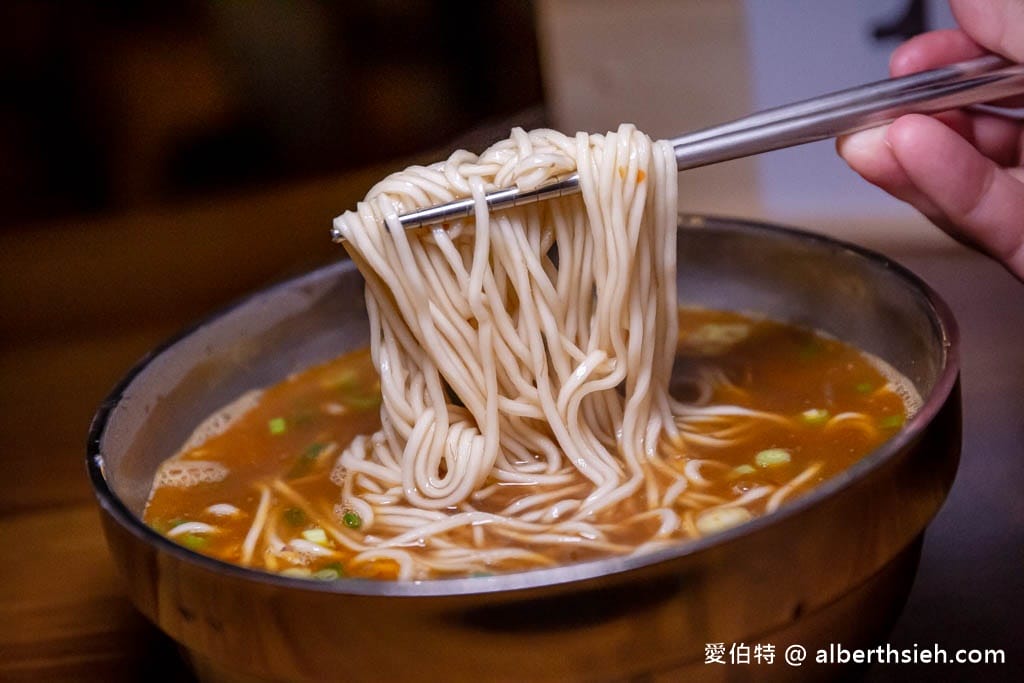 桃園龜山老皮牛肉麵華亞店|低消100元薑汁豆花豆漿吃到飽 - 第18張圖 桃園龜山老皮牛肉麵華亞店|低消100元薑汁豆花豆漿吃到飽
