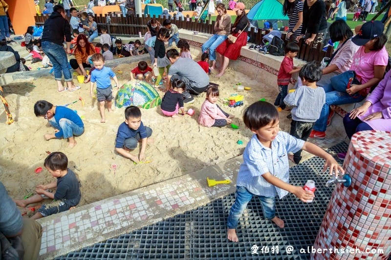 桃園免費親子放電景點推薦｜風禾公園，50米超長滾輪溜滑梯
