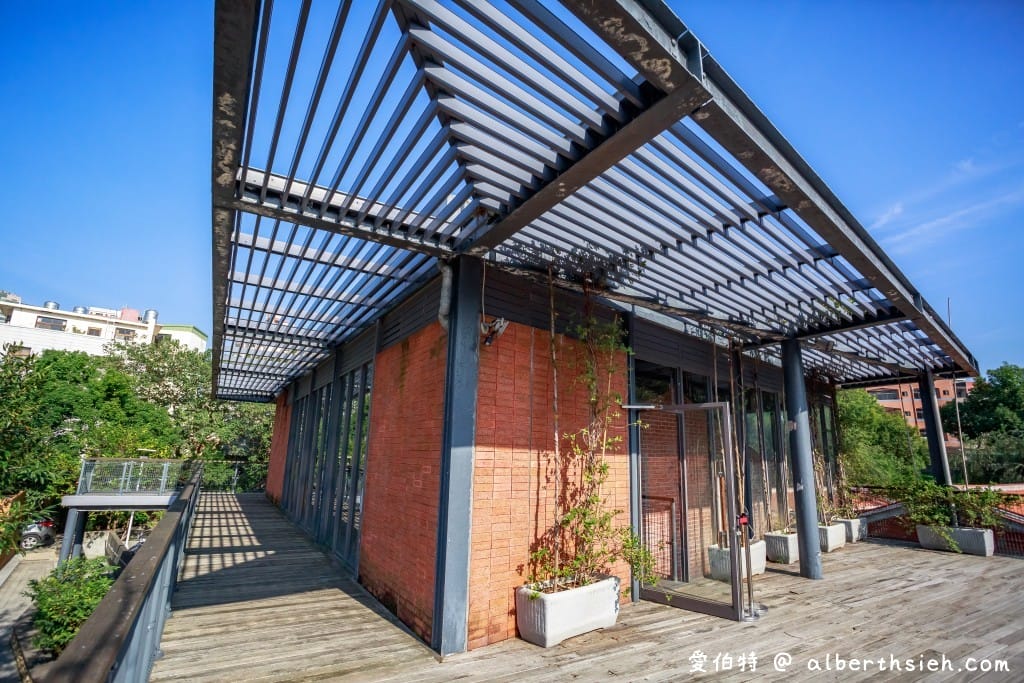 老街溪河川教育中心｜桃園中壢親子免費景點，溜滑梯、環境教育