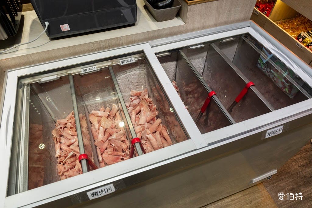 桃園羊肉爐吃到飽推薦｜耀武羊威平鎮店，599元近百種自助食材