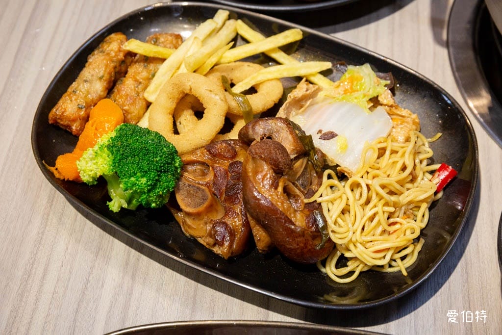 桃園羊肉爐吃到飽推薦｜耀武羊威平鎮店，599元近百種自助食材
