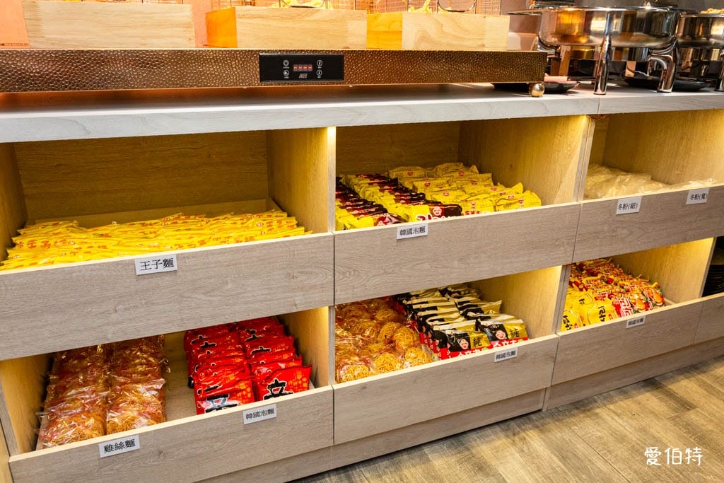 桃園羊肉爐吃到飽推薦｜耀武羊威平鎮店，599元近百種自助食材