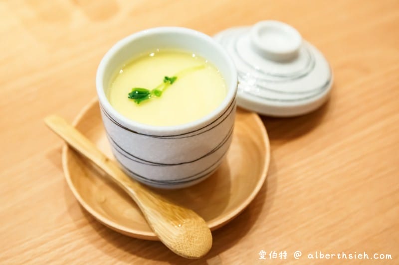 合點壽司華泰美食｜一分錢一分貨比較貴但就是好吃的日本迴轉壽司