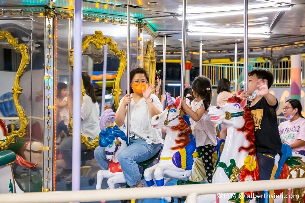 大立空中遊樂園｜高雄親子景點推薦，大人童年回憶的復古迪士尼