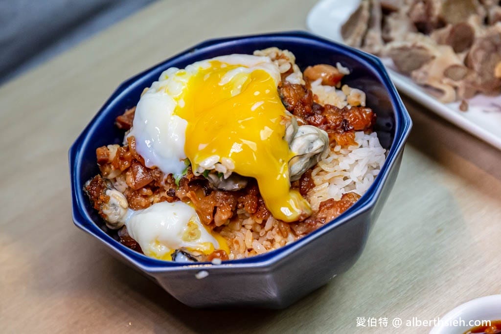 小料理海米粉莊敬店｜桃園藝文特區高評價小吃，滷肉飯，鮮米粉必點