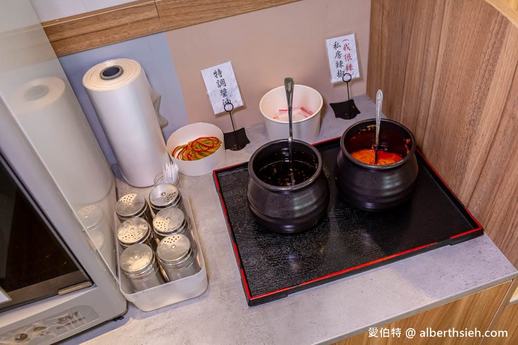 小料理海米粉莊敬店｜桃園藝文特區高評價小吃，滷肉飯，鮮米粉必點