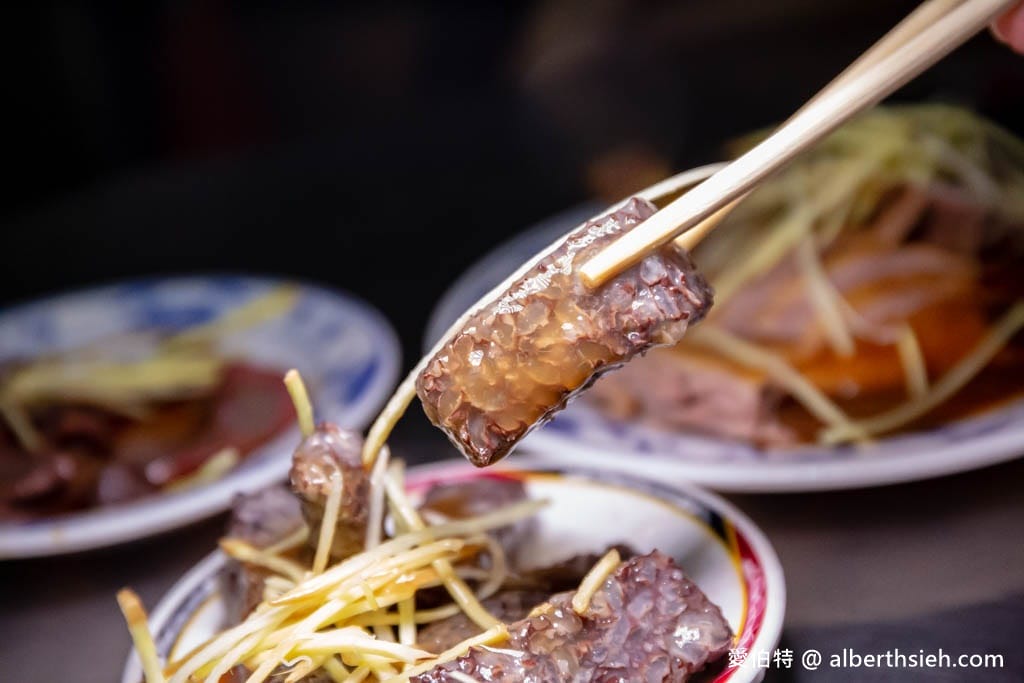 高雄大立漢神商圈平價人氣小吃推薦｜金城鴨肉專門店