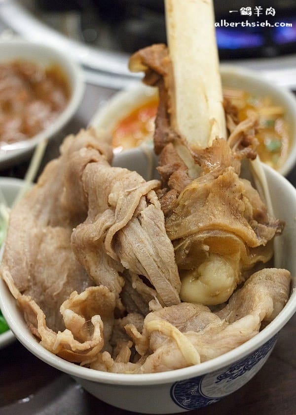 一鍋羊肉吃到飽｜桃園蘆竹南崁，580元隨你吃食材新鮮的平價火鍋