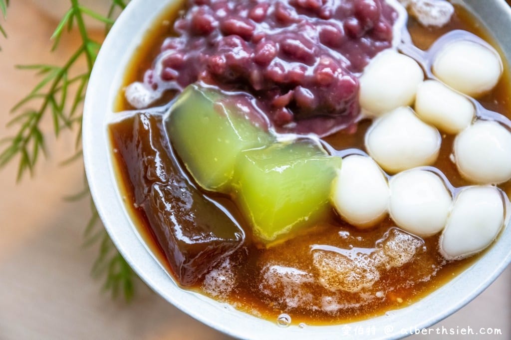 澎湃豆花龍潭店｜桃園人氣連鎖，豆花/嫩仙草、黑糖冰沙吃到飽