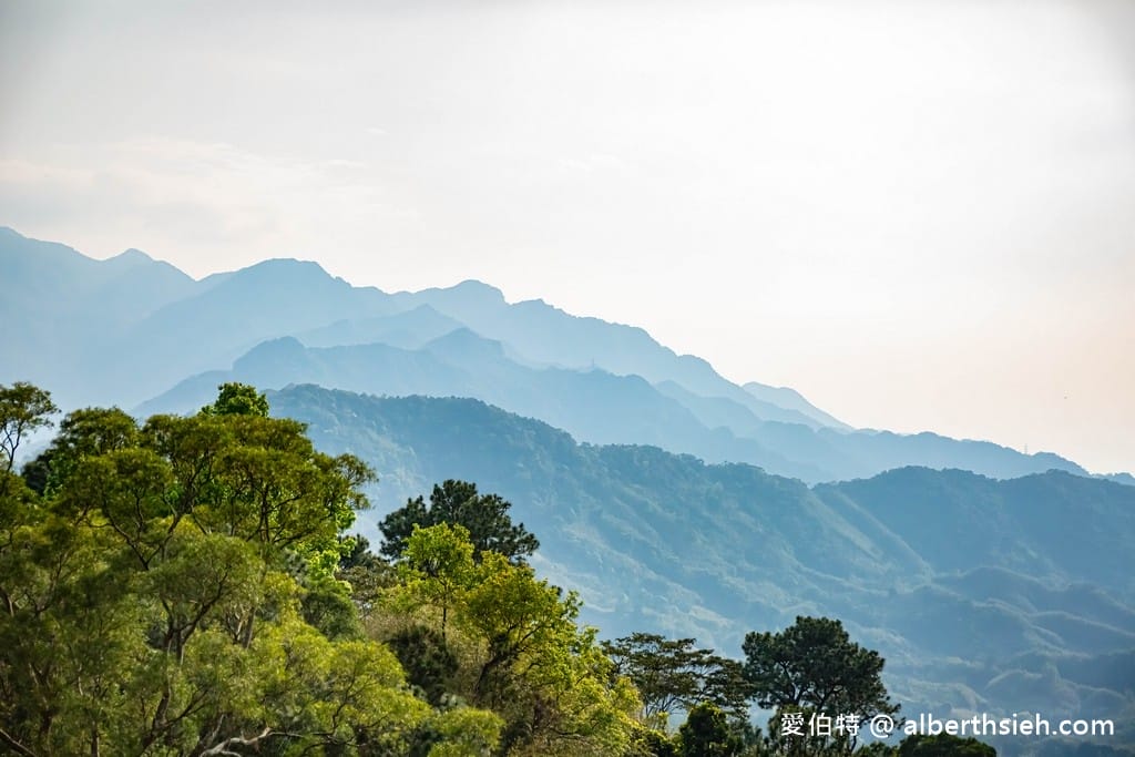 一山景觀咖啡｜桃園復興角板山景觀餐廳，視野寬闊居高臨下